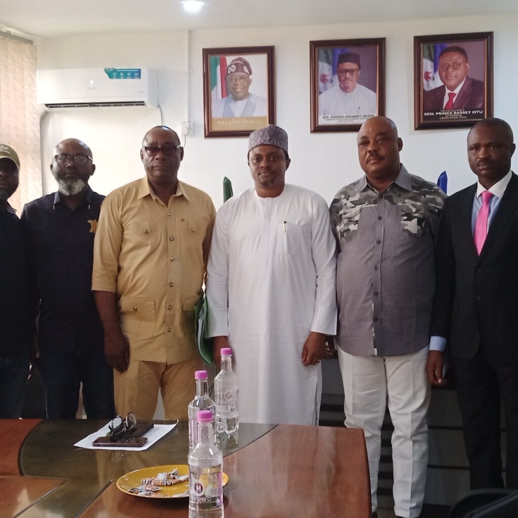 COMMISSIONER FOR AGRICULTURE, JOHNSON EBOKPO IN A GROUP PHOTOGRAPH HOUSE OF ASSEMBLY COMMITTEE ON AGRICULTURE AND DELEGATION OF IFAD