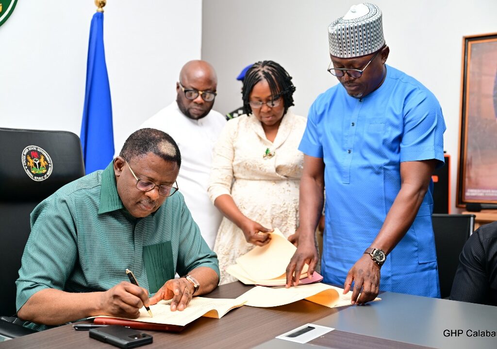 Prince Bassey Edet Otu signing into law the Cross River State Local Government Amendment Bill 2025